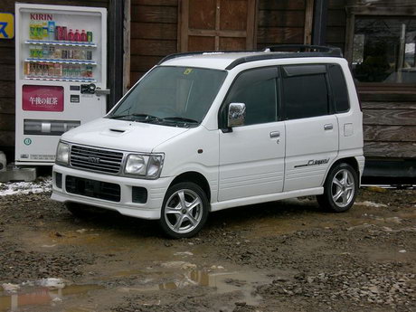 First generation Daihatsu Move Custom