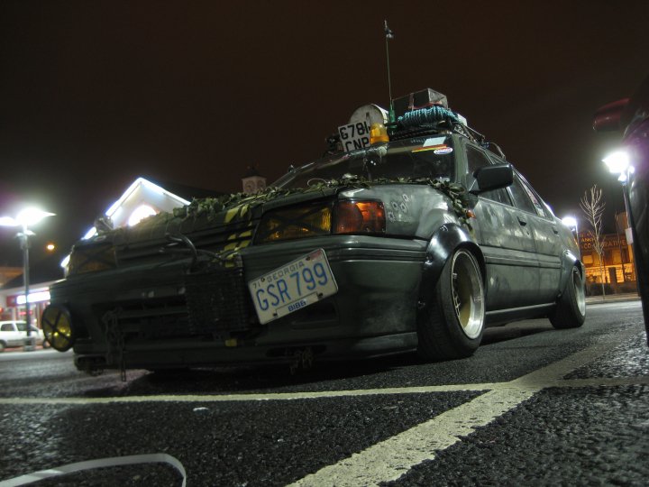 bosozoku-style-car-feature-rat-look-zokusha-pic1.jpg
