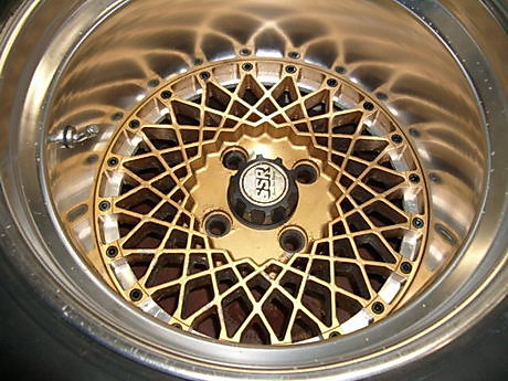 Deep dish SSR Formula Mesh rims