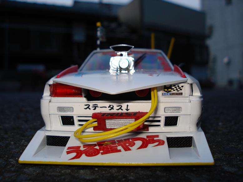 Bosozoku style itasha Nissan Cedric Y31 Urusei Yatsura