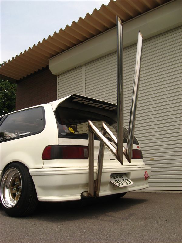 Exhaust of the week: Zig Zag Civic