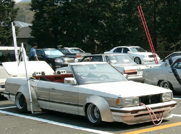 Zig zag exhaust on a GX71 Chaser