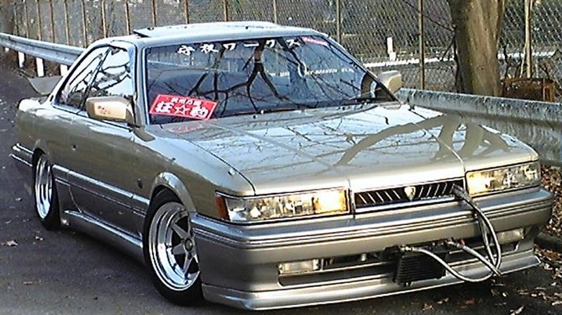 Nissan Leopard F31 zokusha