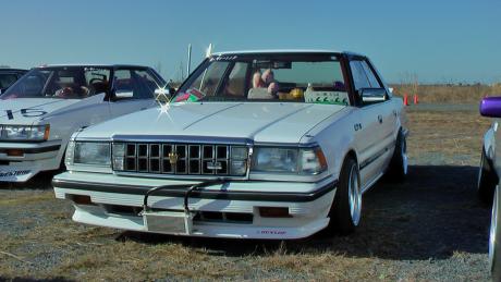 White Toyota Crown MS130