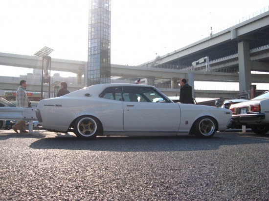 Hart Racing rims on a Nissan Laurel C130