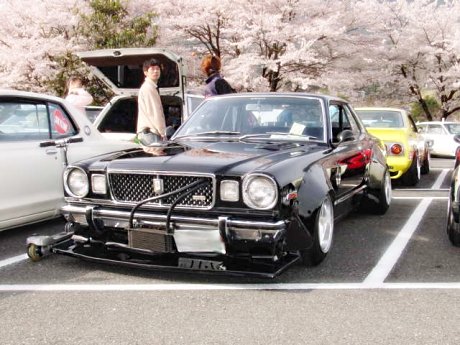 Cherry blossomed bosozoku styled Toyota Mark II RX30